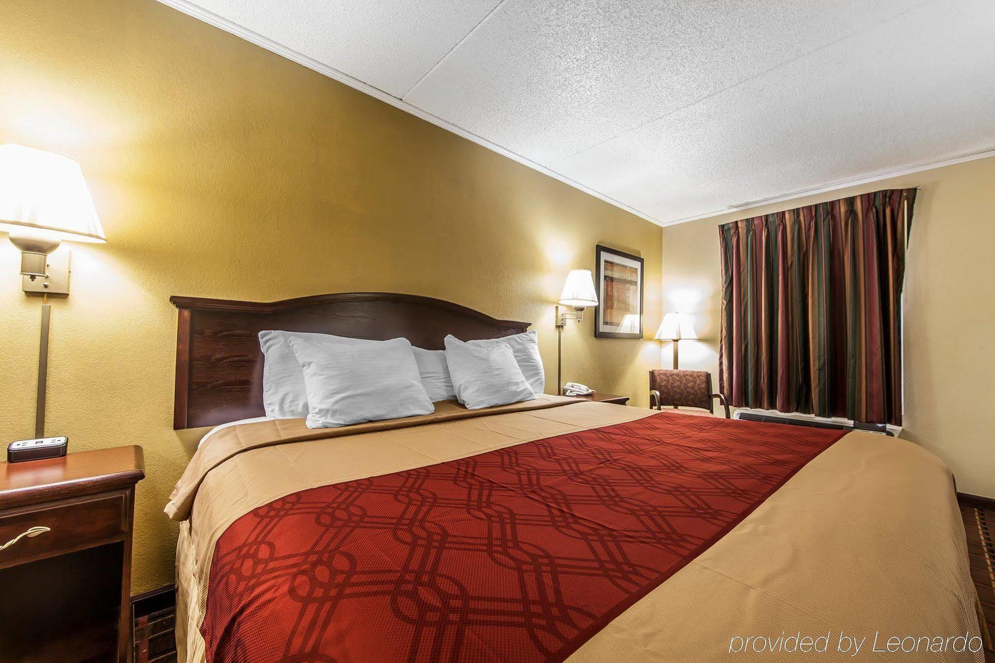 Econo Lodge Ленуар Сити Экстерьер фото