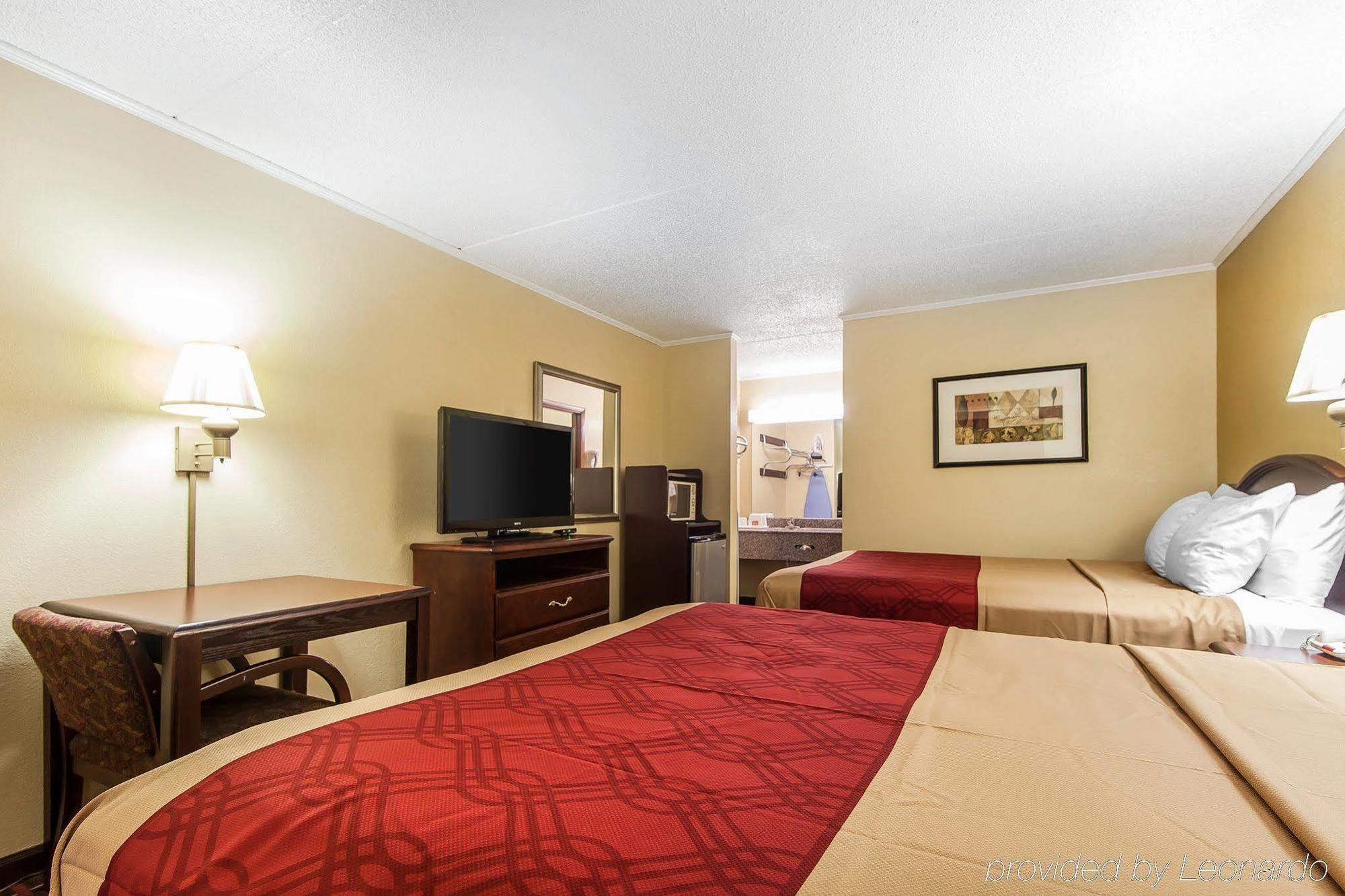 Econo Lodge Ленуар Сити Экстерьер фото