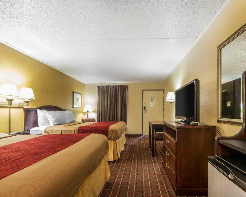 Econo Lodge Ленуар Сити Экстерьер фото
