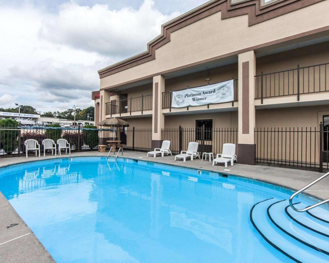 Econo Lodge Ленуар Сити Экстерьер фото