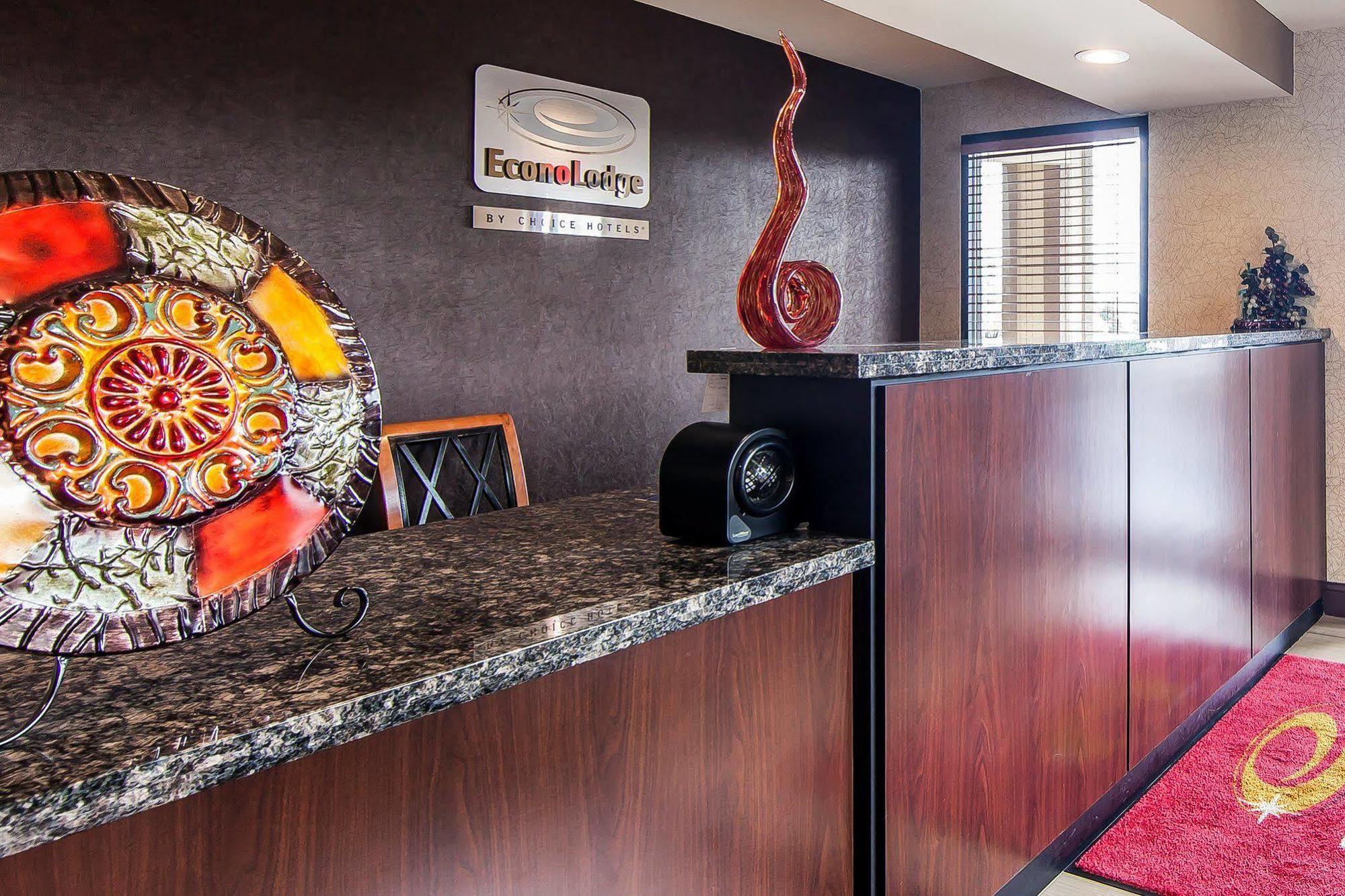 Econo Lodge Ленуар Сити Экстерьер фото